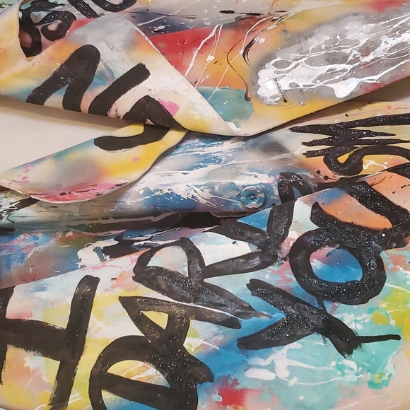 Custom graffiti trench coat - Picture 3 of 11